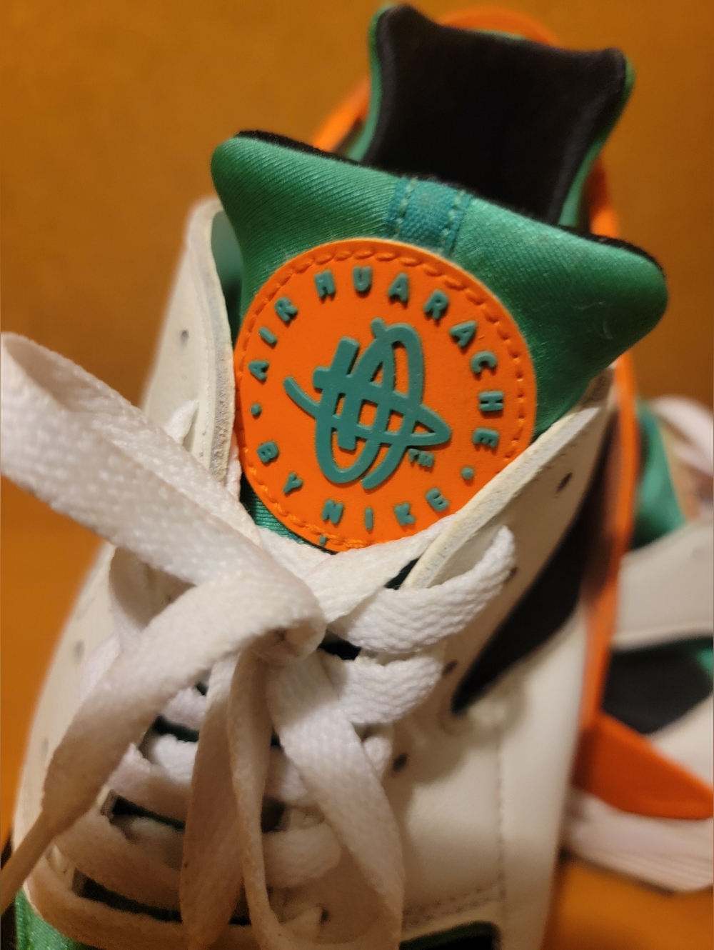 Nike Air Huarache "Miami Hurricanes" Size 11 (US Men)